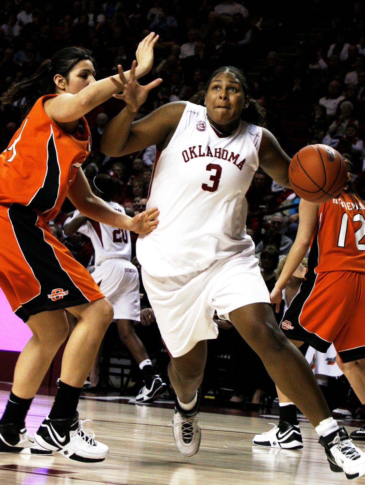 Courtney Paris returning to OU